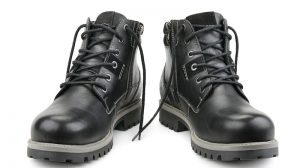 selecting work boots