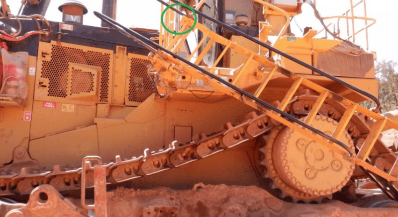 hydraulic satircase crushes mineworker