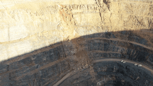 fall of ground at Underground metals mine